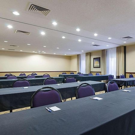 Comfort Inn & Suites Hutchinson Luaran gambar