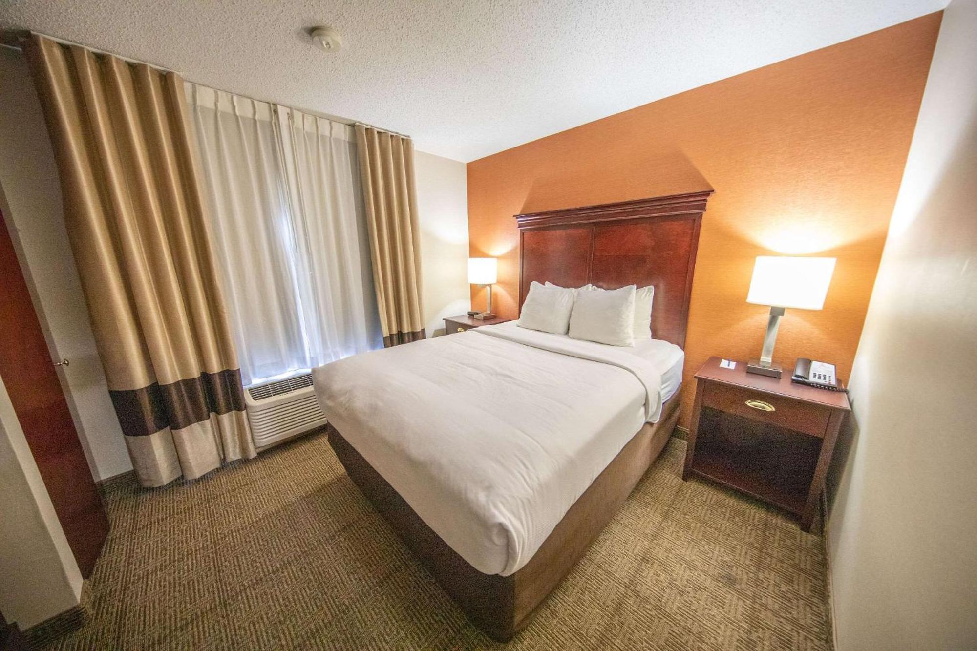 Comfort Inn & Suites Hutchinson Luaran gambar