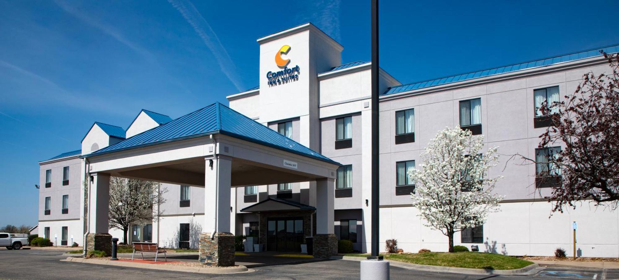 Comfort Inn & Suites Hutchinson Luaran gambar