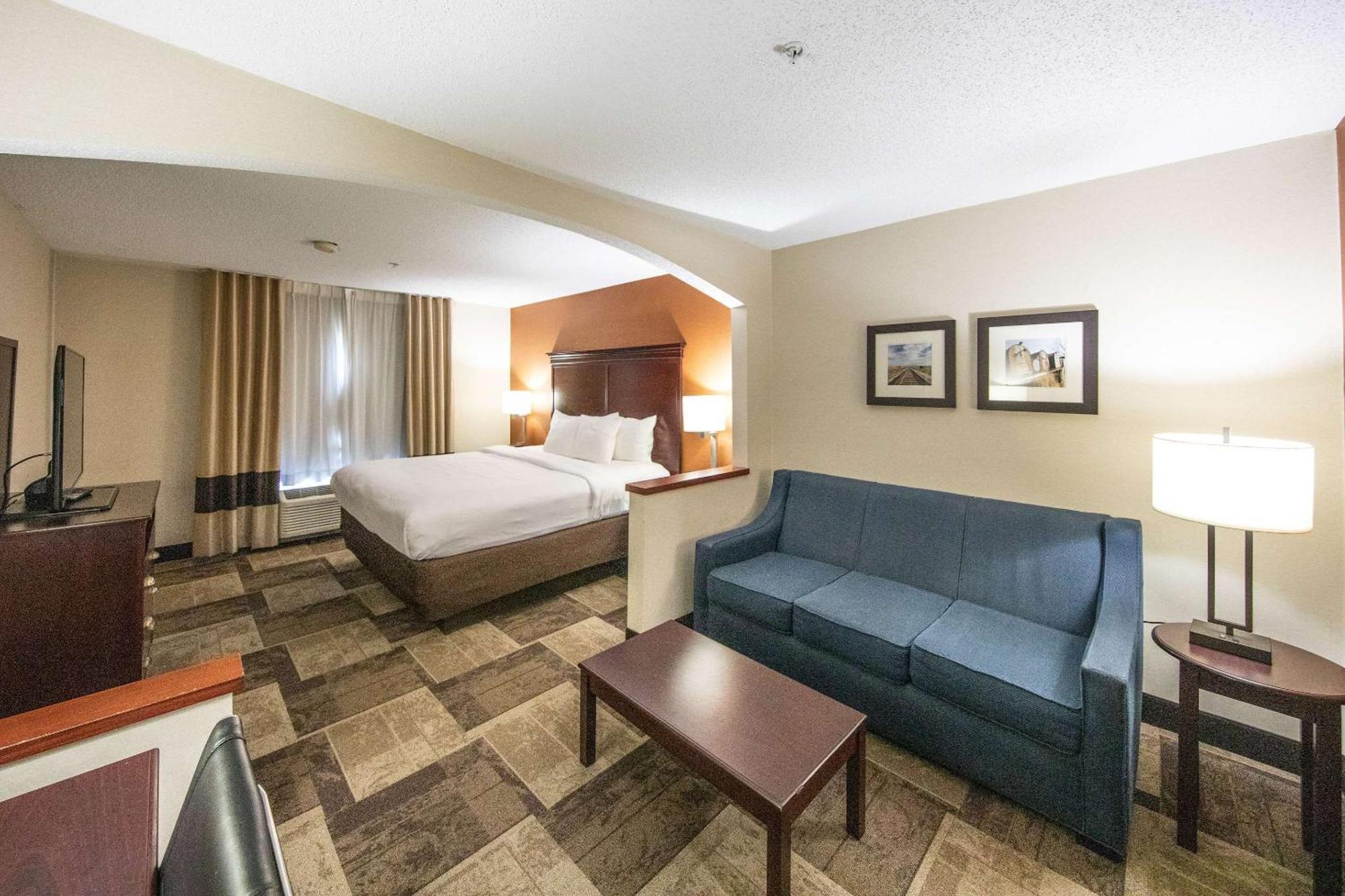 Comfort Inn & Suites Hutchinson Luaran gambar