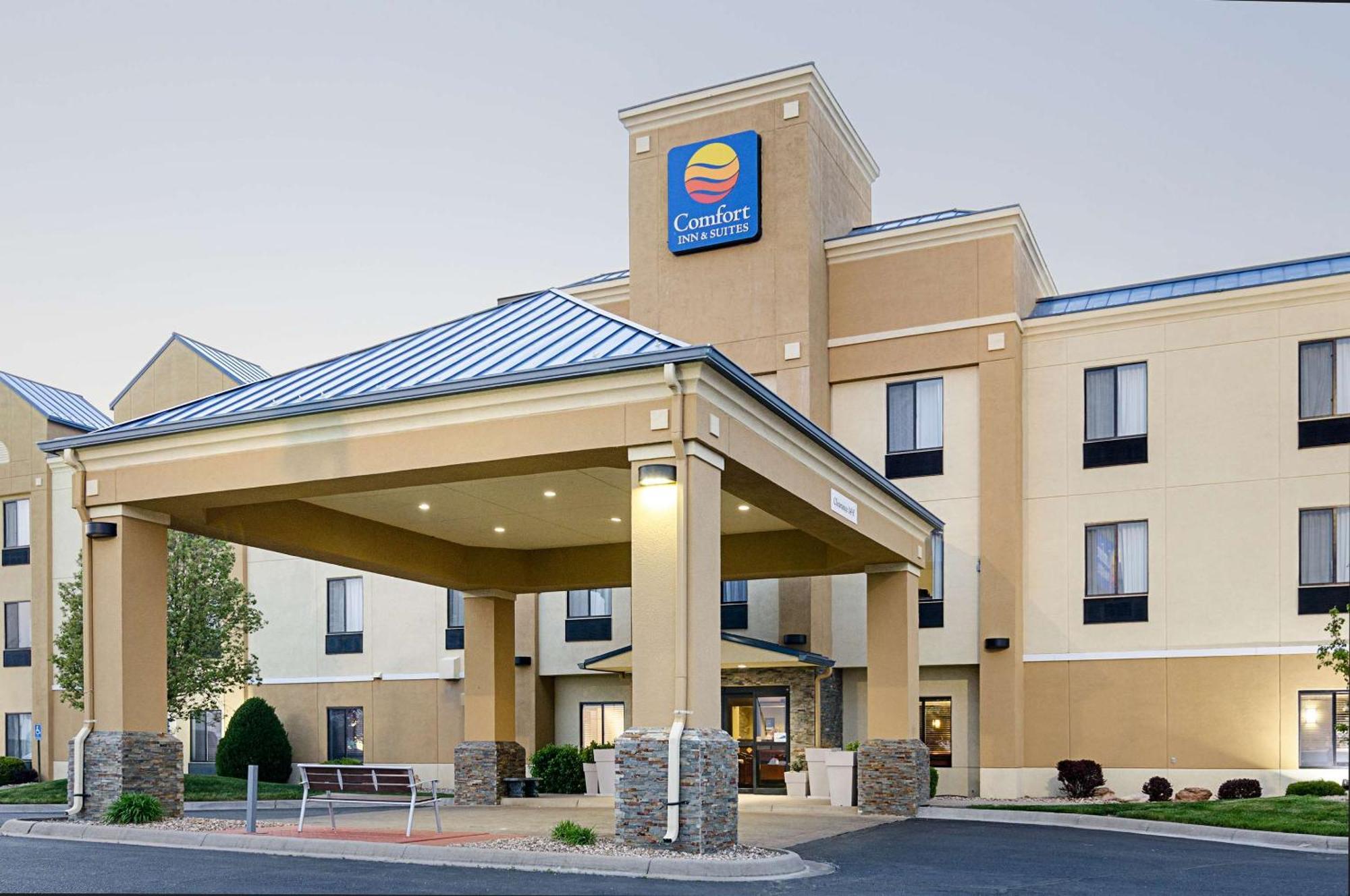 Comfort Inn & Suites Hutchinson Luaran gambar