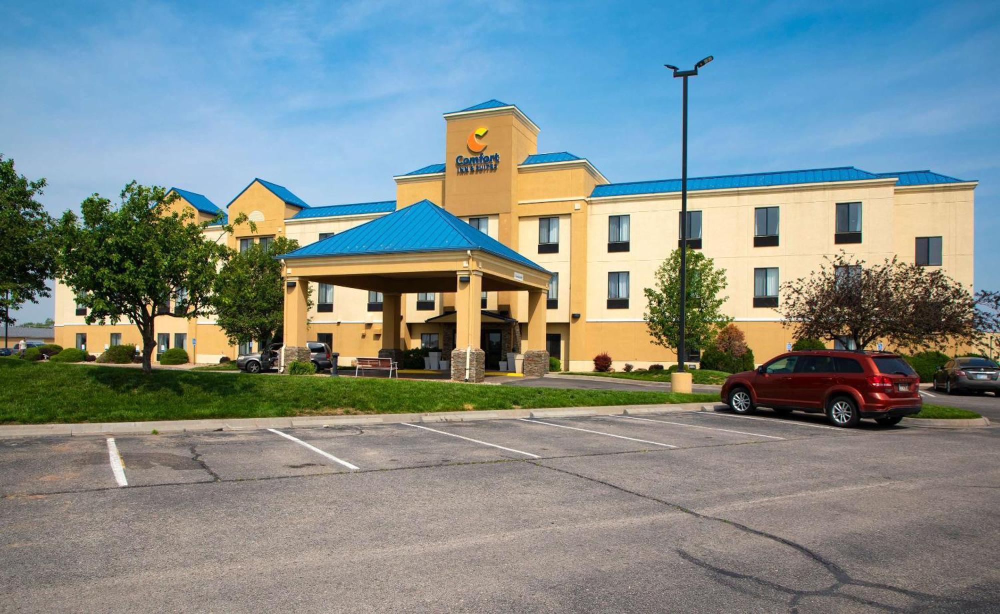Comfort Inn & Suites Hutchinson Luaran gambar