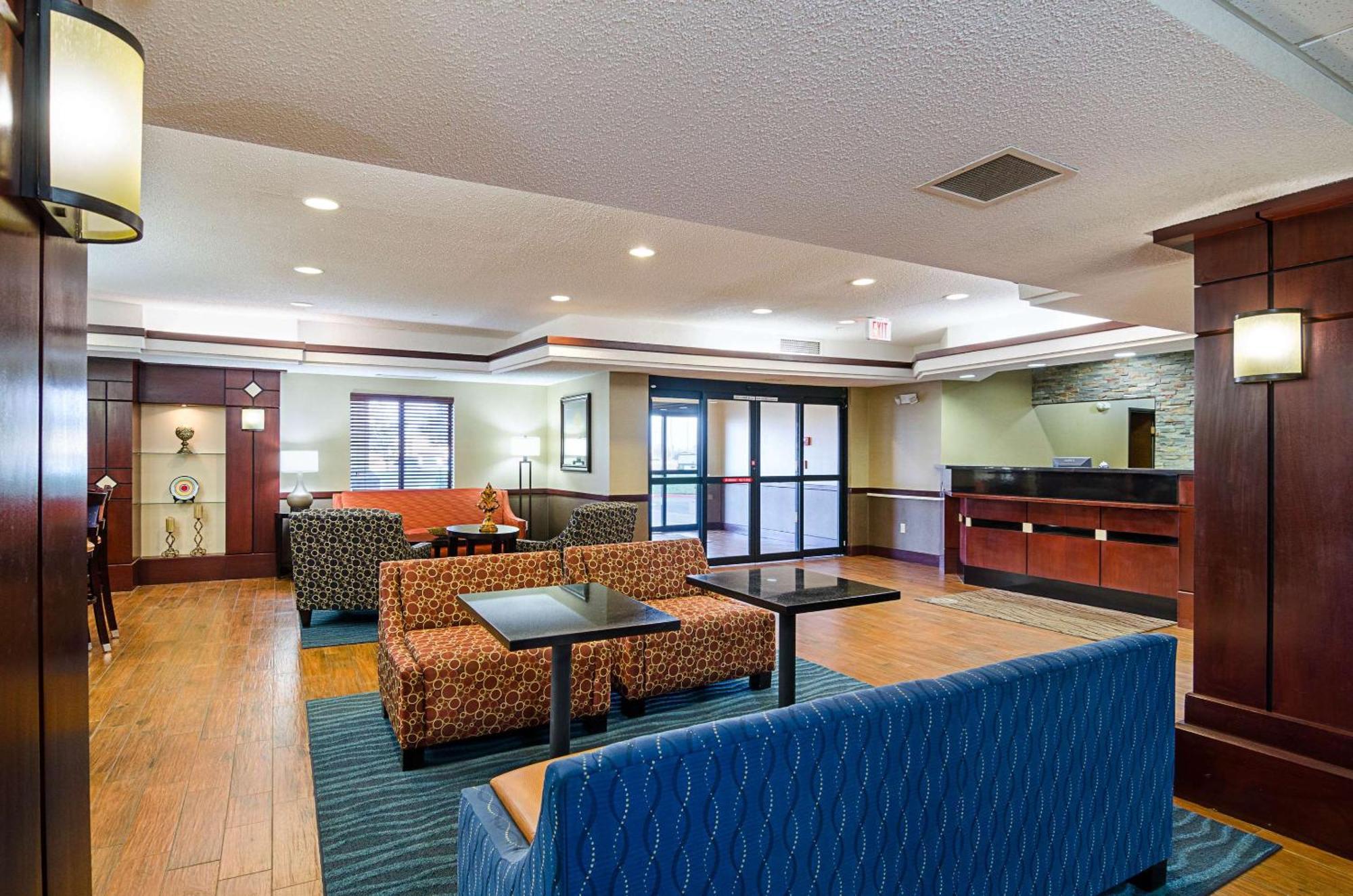 Comfort Inn & Suites Hutchinson Luaran gambar
